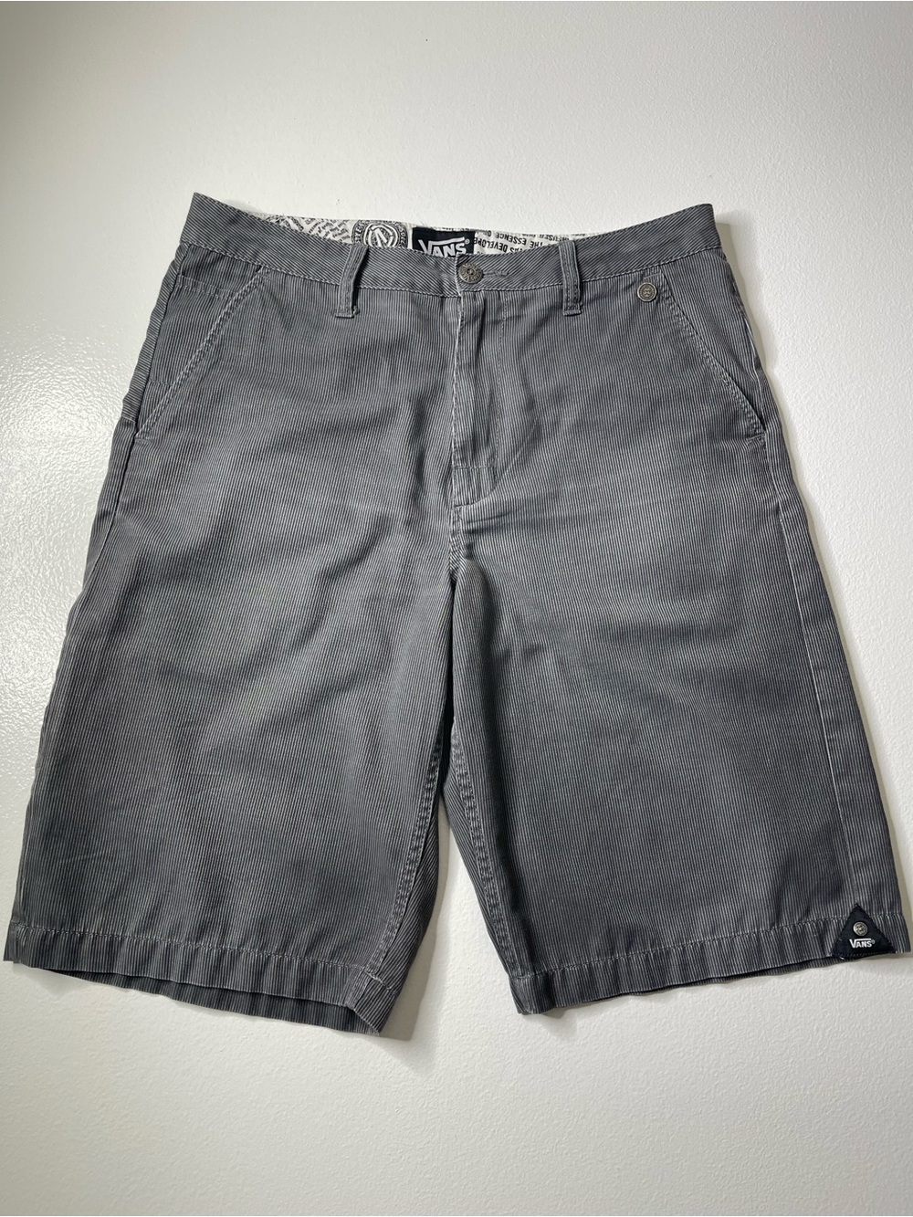Vans Skater Chino Grey Pinstripe Skateboard Shorts Size 32